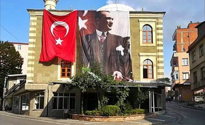 Cnn Turk Ten Skandal Ataturk Sansuru Guncel Tarafsiz Ve Dogru